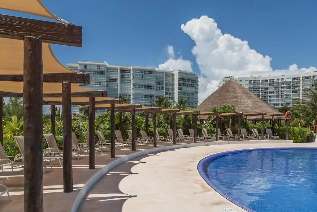 Apartamento Blue Dream Beachfront 2 Bdr By Casa Paraiso Cancún México